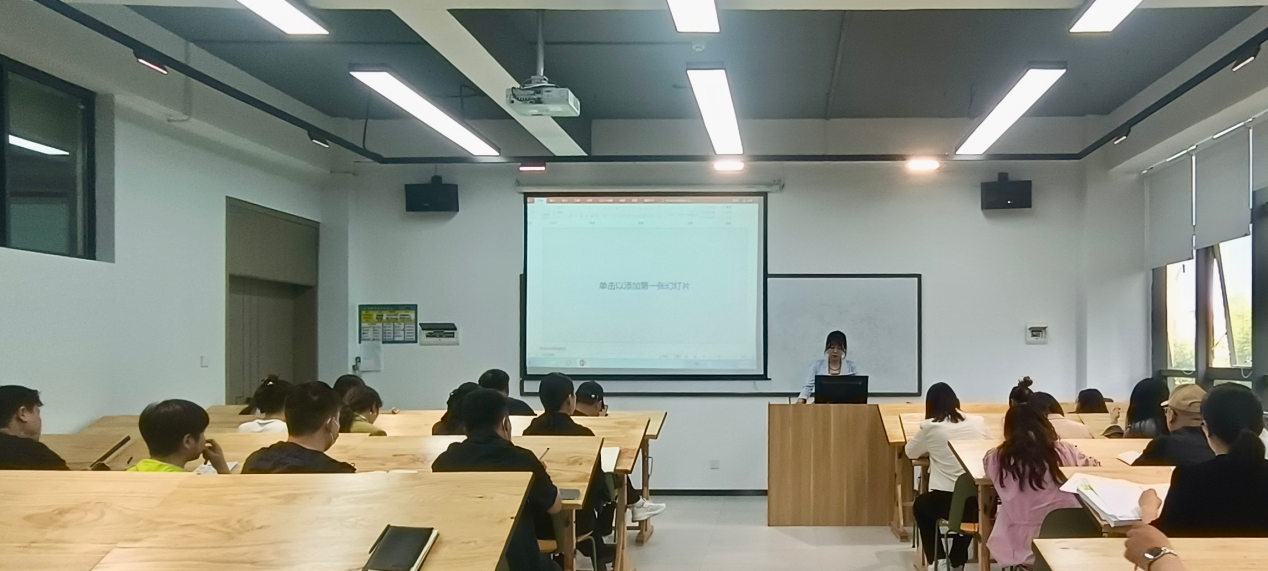 凝聚共识，引领创新——视觉传达教研室召开“考研复试工作推进”专题研讨会
